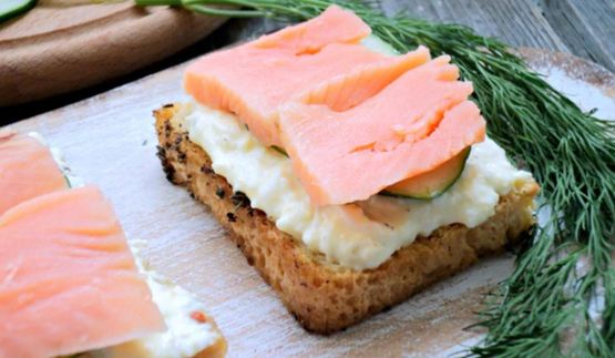 бутерброды с красной рыбой