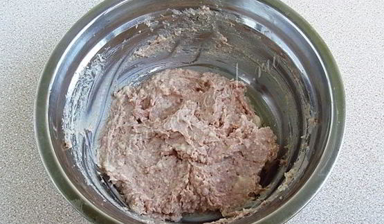 бутерброды с куриным паштетом и сыром