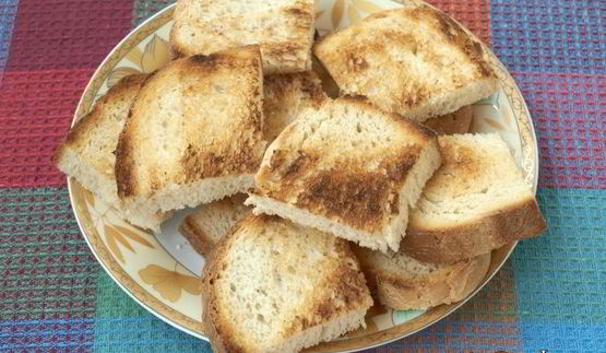 бутерброды с сардинами и плавленым сыром