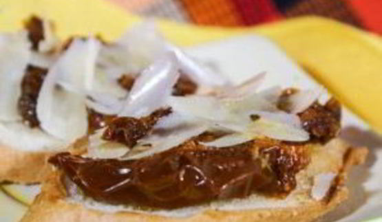 бутерброды с вялеными помидорами