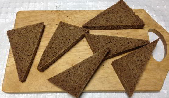 бутерброды со свеклой и селедкой