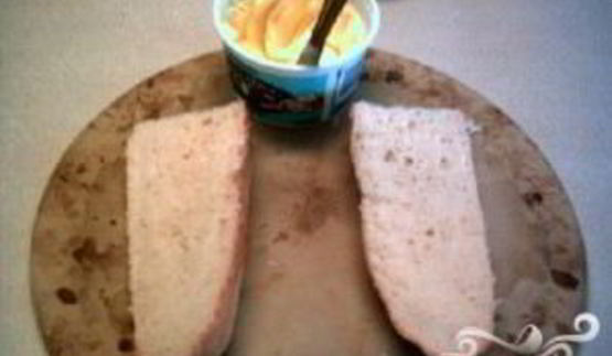 чесночно-сырный бутерброд