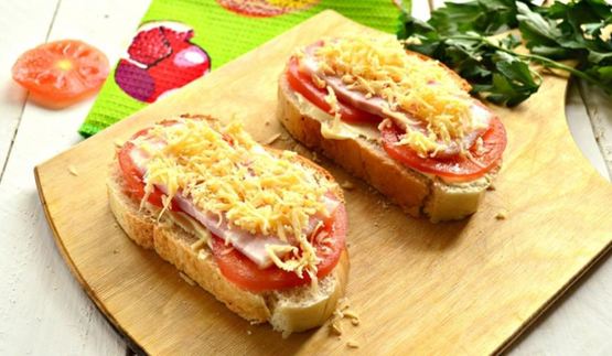 горячие бутерброды с беконом