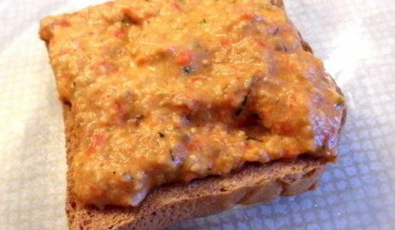 сухарики бутербродные с грибной икрой