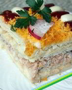 Закусочный бутербродный торт с рыбой