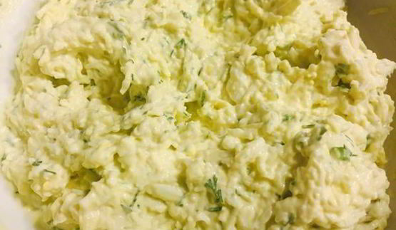 закусочные бутерброды со шпротами