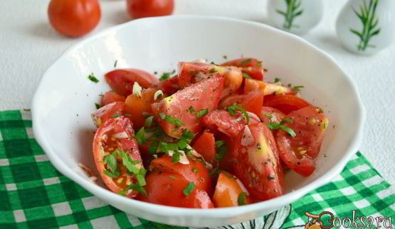 быстрые маринованные помидоры с чесноком