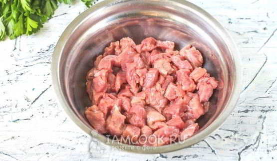 фаршированные перцы в томатном соусе