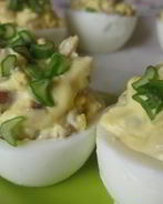 Яйца, фаршированные грибами