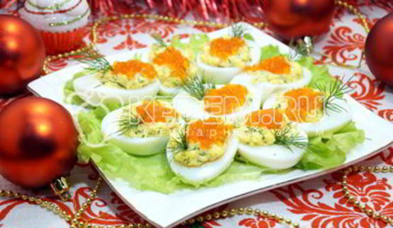 яйца фаршированные красной икрой
