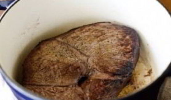 говядина, маринованная в вине