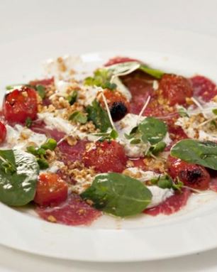 Карпаччо из говядины с рикоттой