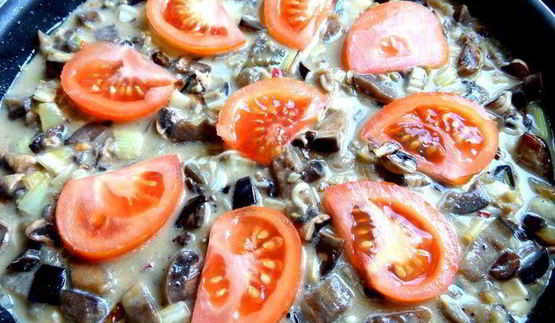 фриттата из баклажанов с грибами