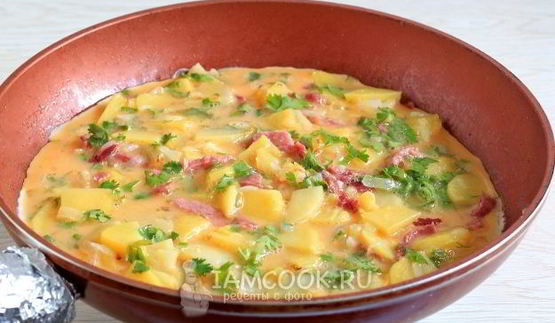 фриттата с картофелем и ветчиной