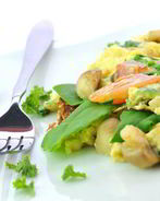 Фриттата с зеленью и миндалем