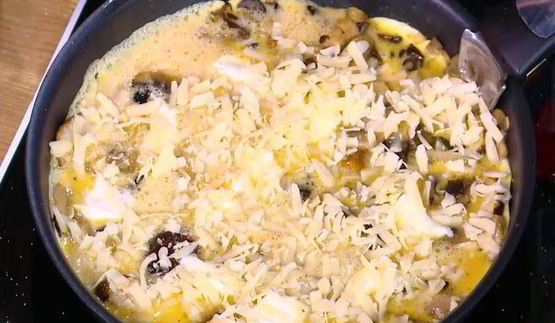 грибная фриттата со сливочным сыром