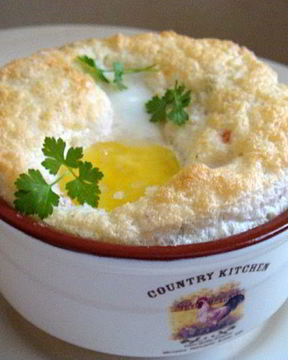 Омлет по-деревенски с помидорами