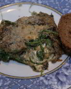 Омлет с грибами, руколой и голубым сыром