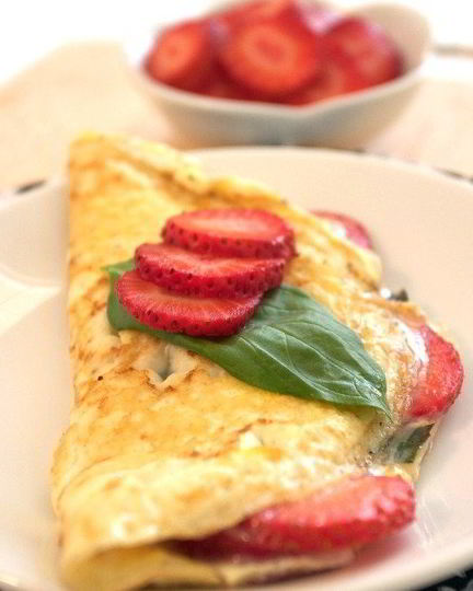 Рецепт омлета с клубникой