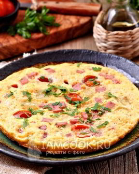 Омлет с колбасой в мультиварке