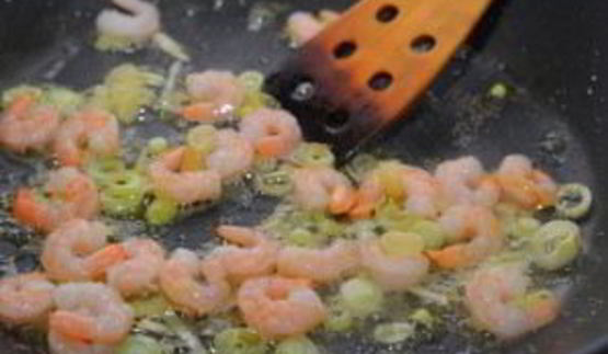 омлет с креветками