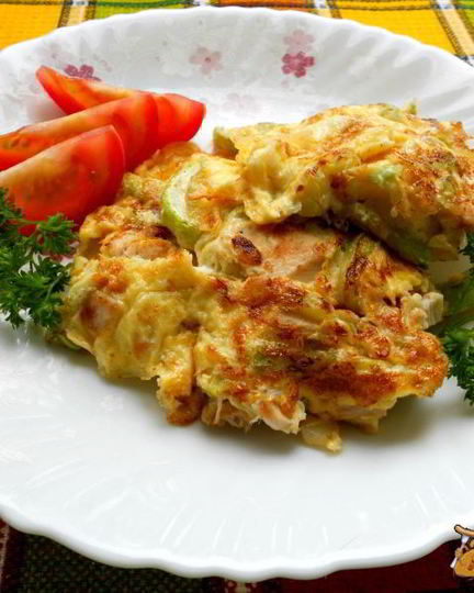 Рецепт омлета с курицей и кабачками