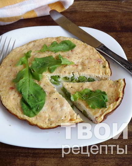 Рецепт омлета с томатами и зеленым горошком