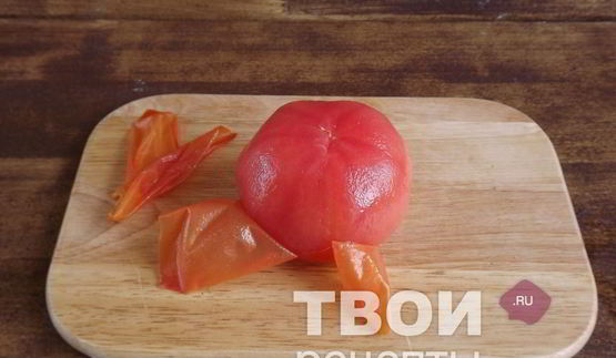 омлет с томатами и зеленым горошком