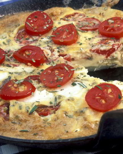 Рецепт омлета с творогом на сковороде