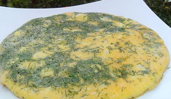омлет с укропом и творогом