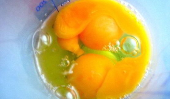 сладкий яблочный омлет