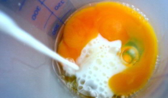 сладкий яблочный омлет