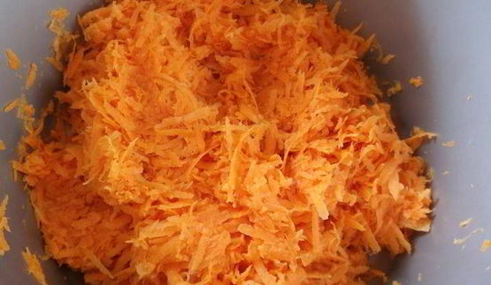 отличная закуска из кальмаров и овощей