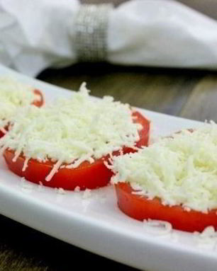 Помидоры с майонезом и сыром