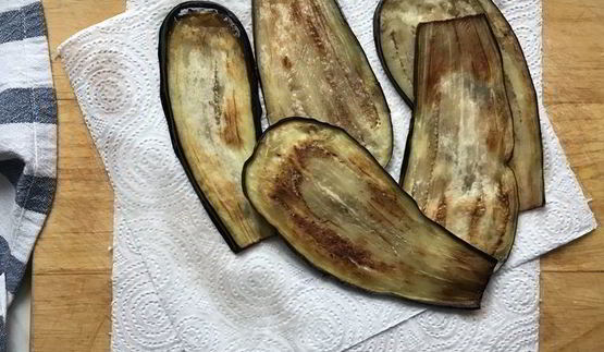 баклажанные рулетики