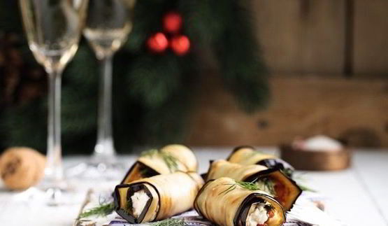 баклажанные рулетики