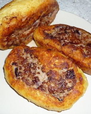 Картофельный рулет с мясом