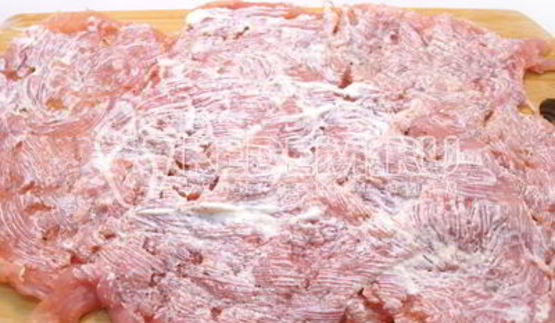 куриный рулет с сыром и укропом