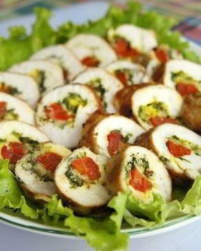 Куриный рулет с сыром и зеленью