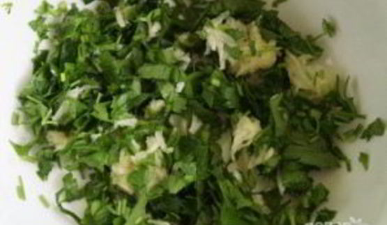 куриный рулет с сыром и зеленью