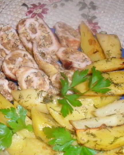 Рецепт куриных рулетиков с ореховой начинкой