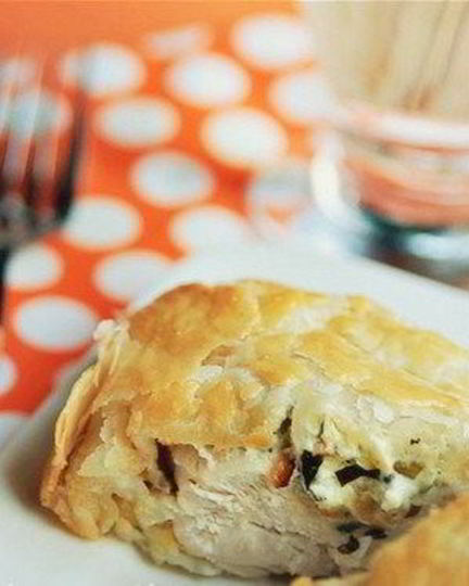 Рецепт куриных рулетов в слоеном тесте