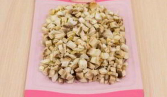 мясные рулетики с грибной начинкой