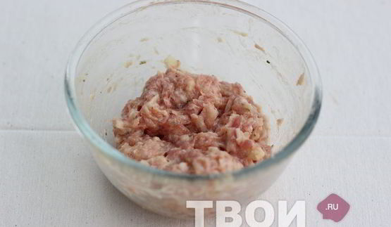 рулет из фарша с рисом
