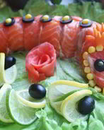 Рулет из копченой семги