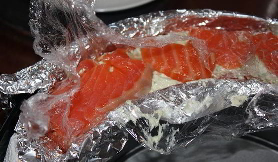 рулет из копченой семги