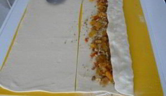 рулет из сухофруктов и орехов