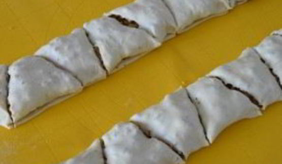 рулет из сухофруктов и орехов