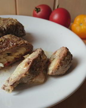 Рулет из телячьей отбивной