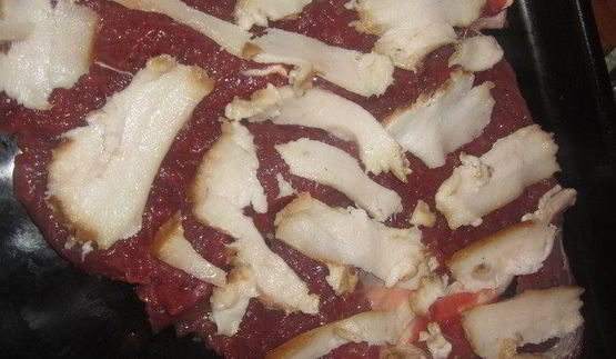 рулет мясной по-чешски